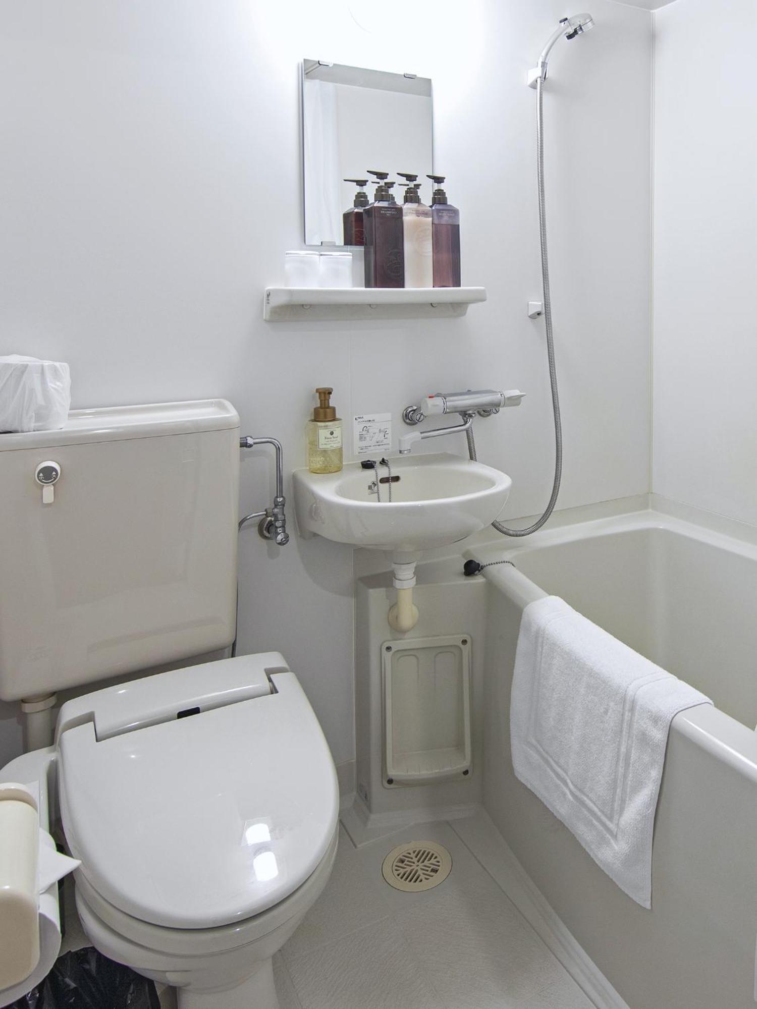 Wonz Hotel Self-Check-In Osaka Exterior photo