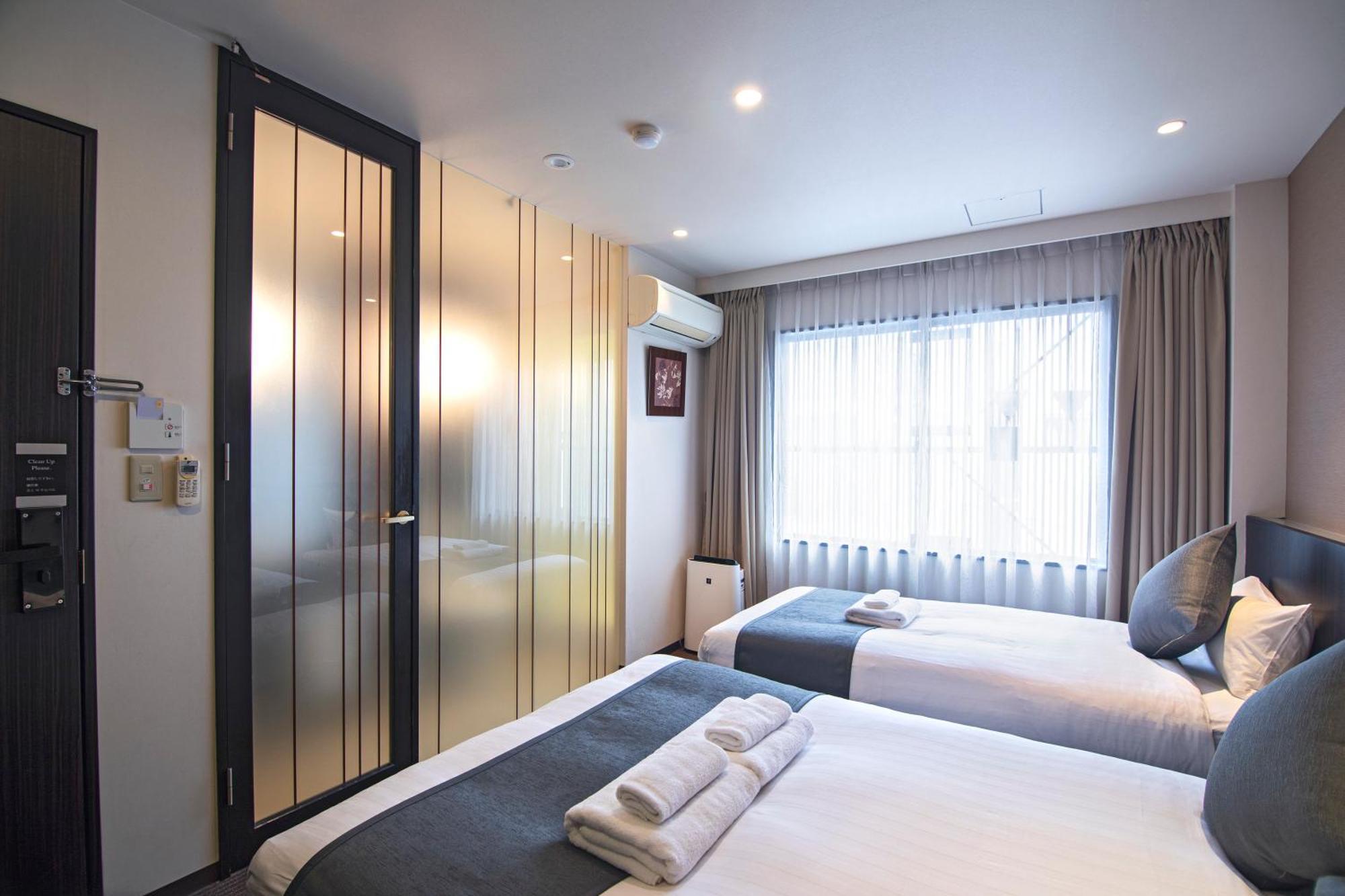 Wonz Hotel Self-Check-In Osaka Exterior photo